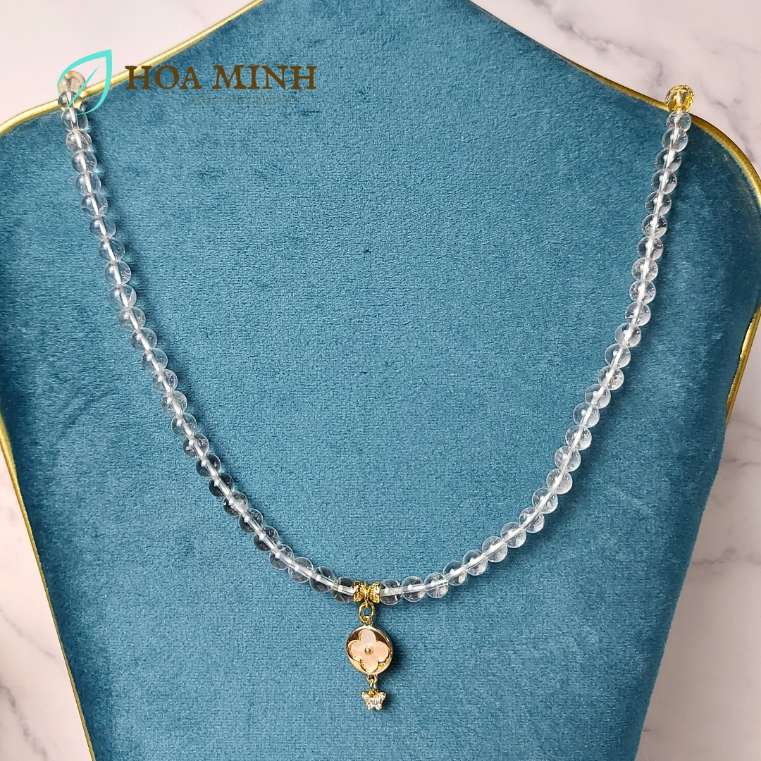 Vòng chuỗi 108 hạt Thạch Anh Trắng pha lê size hạt 6 li phối charm cỏ 4 lá và bướm nhỏ đính đá, ốp hoa, thạch anh vàng