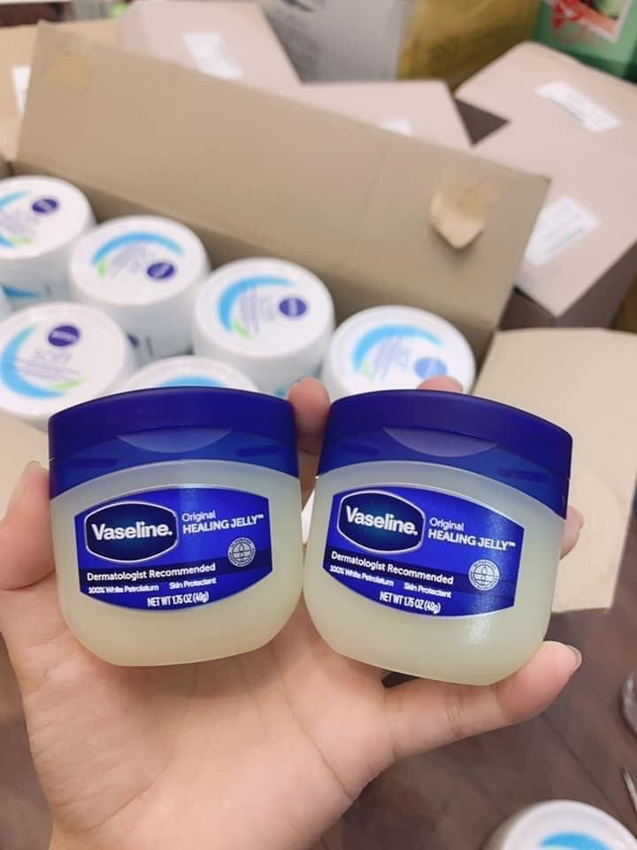 Sáp Dưỡng VASELINE Đa Năng 100% PURE PETROLEUM JELLY 49G