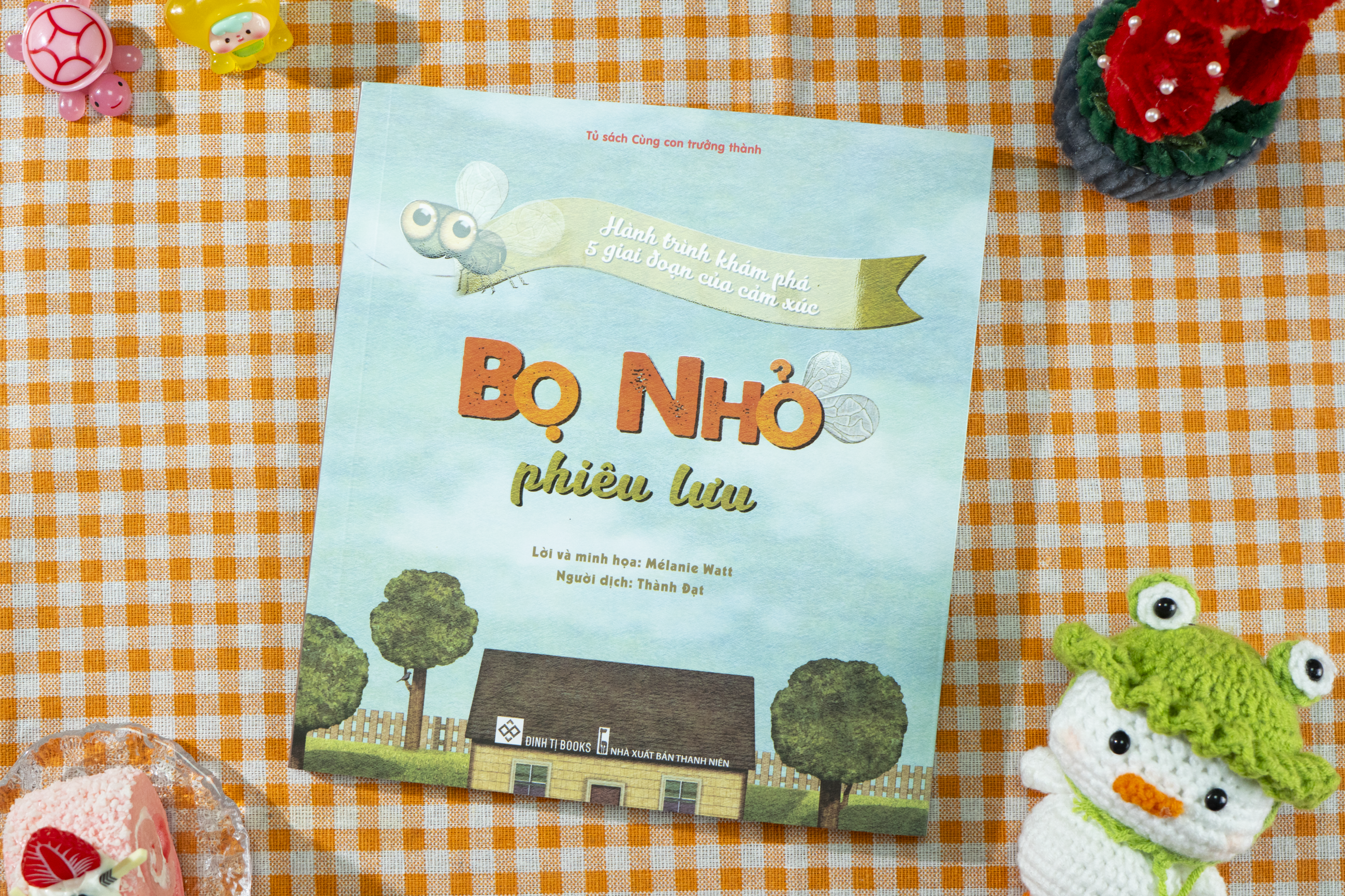 Sách Bọ Nhỏ Phiêu Lưu - Hành Trình Khám Phá 5 Giai Đoạn Của Cảm Xúc