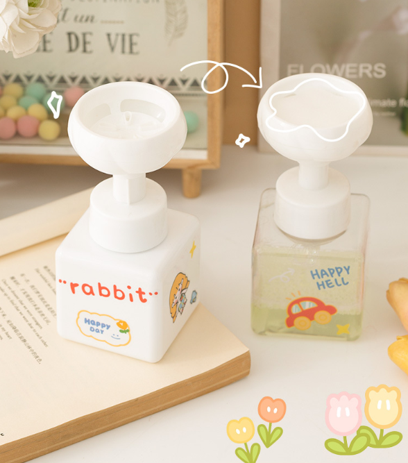 Bình Nhựa Đựng Xà Phòng Dạng Nhấn Tạo Bọt Hình Hoa 250ml Kèm Sticker Dán