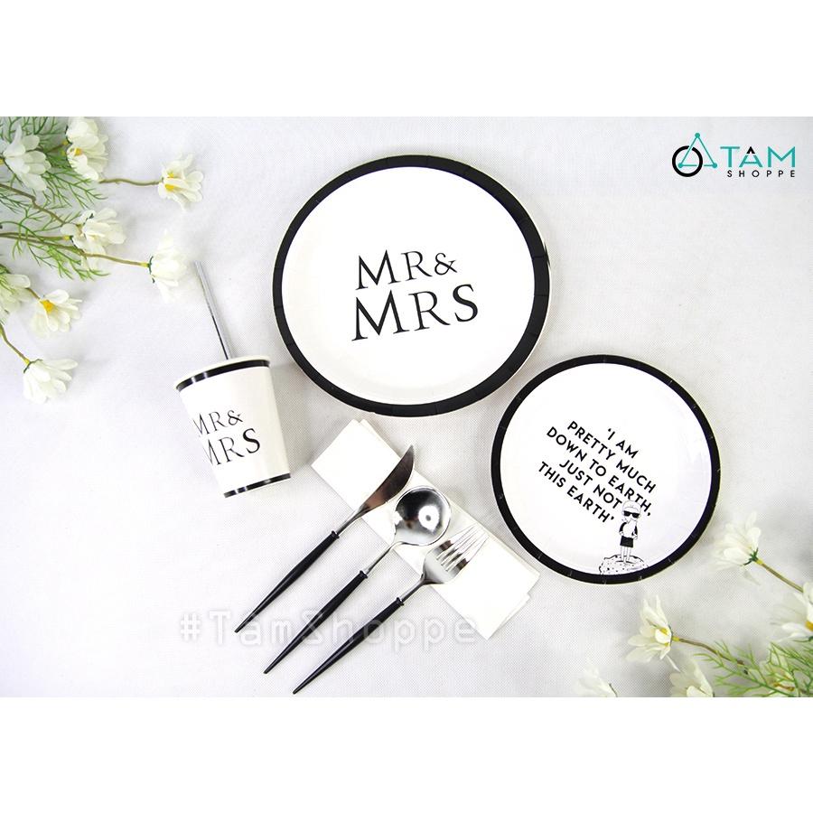 Set đồ giấy trang trí tiệc cưới Mr và Mrs màu trắng đen đơn giản SETDG-02 DG