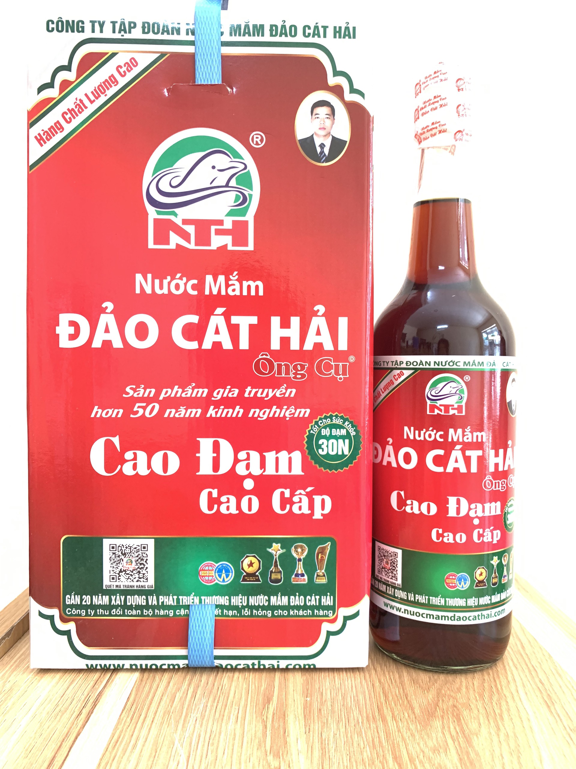 Nước mắm Cá Thu Cao Đạm cao cấp 30 độ, dung tích 650ml