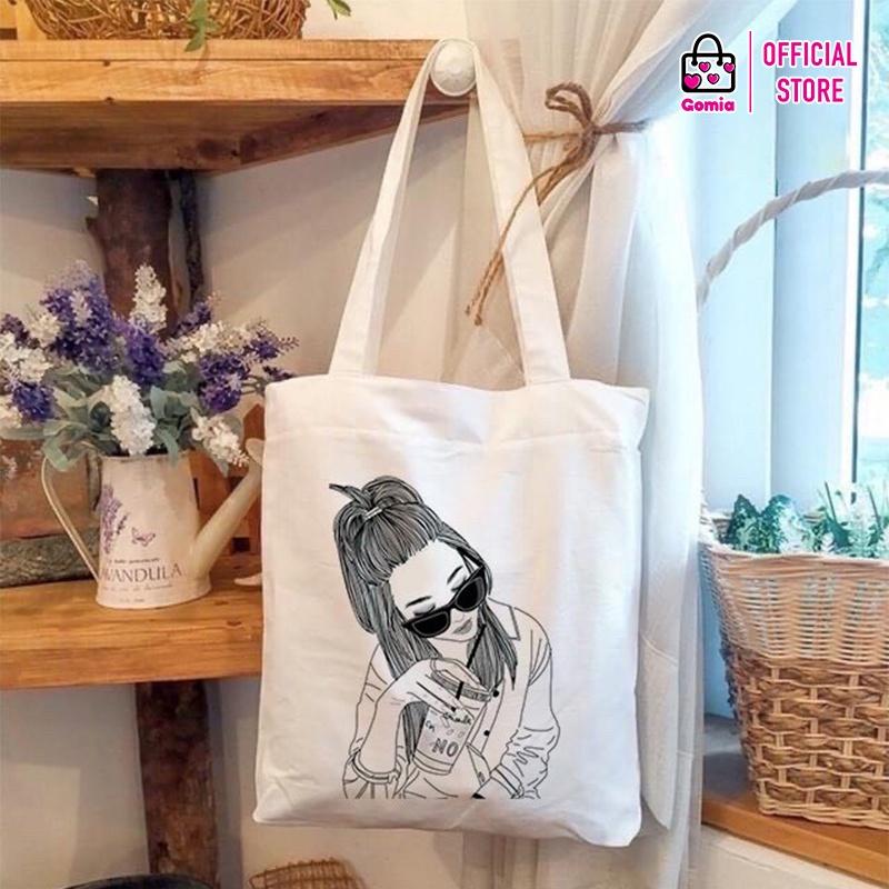 Túi vải canvas đeo chéo hình cô gái đi học đi chơi GOMIA TT2903