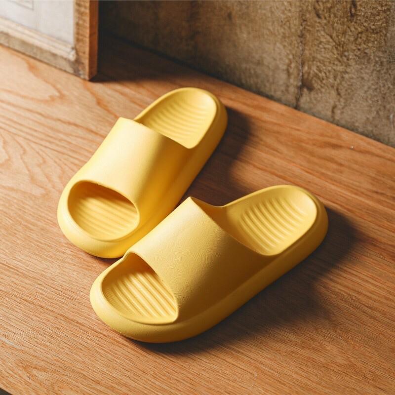 Dép đúc siêu nhẹ