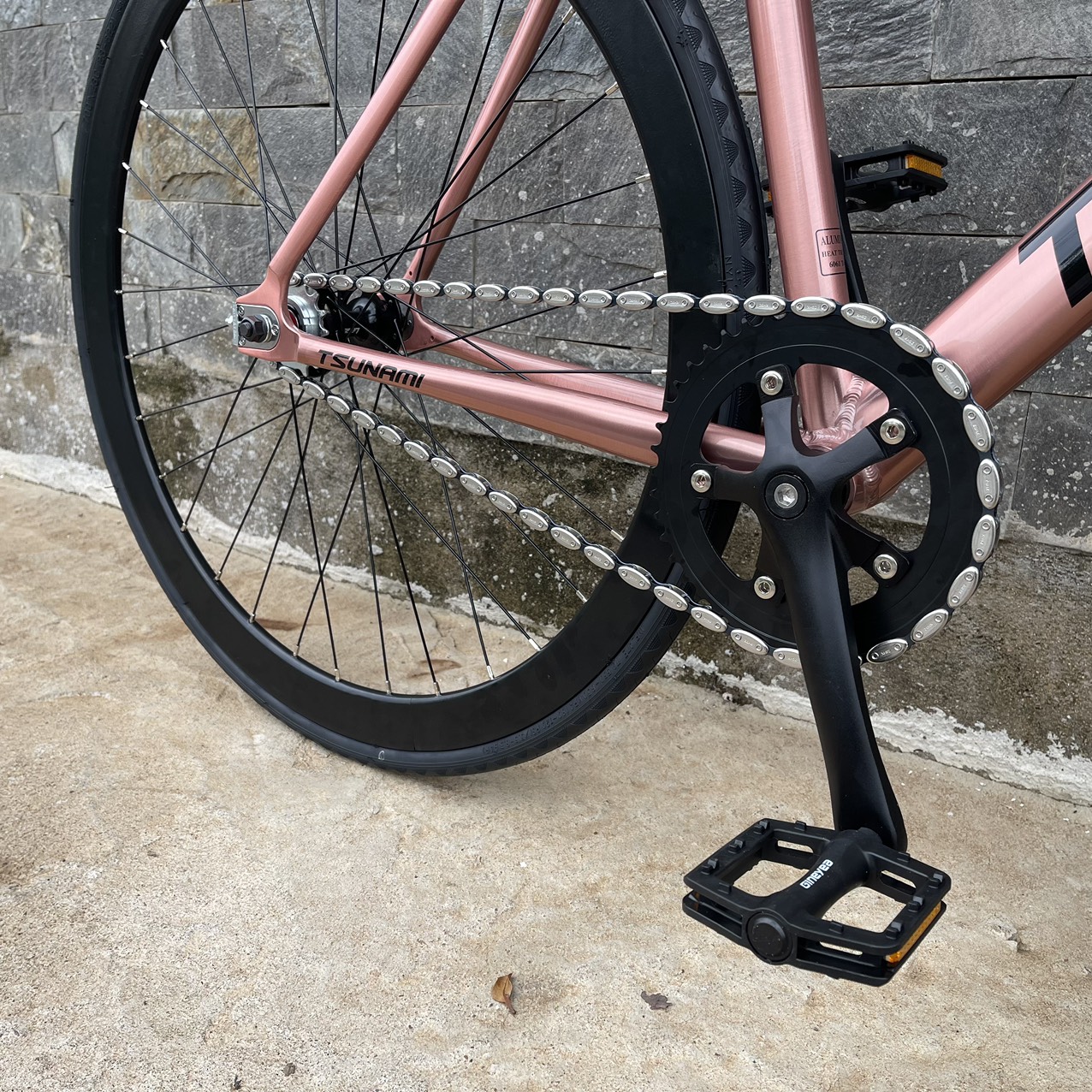 Xe đạp fixed gear TSUNAMI SNM100 cơ bản - Màu Rose gold