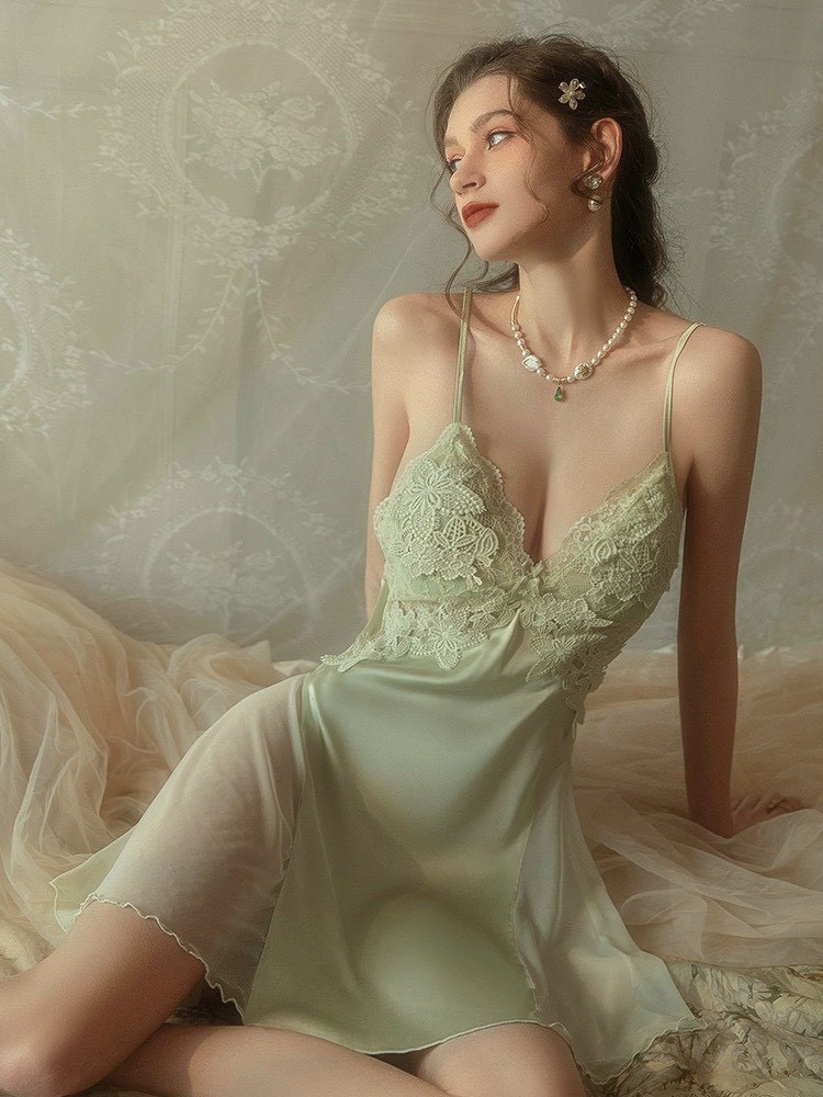 Váy Ngủ Lụa Phối Ren Quyến Rũ - B.Lingerie