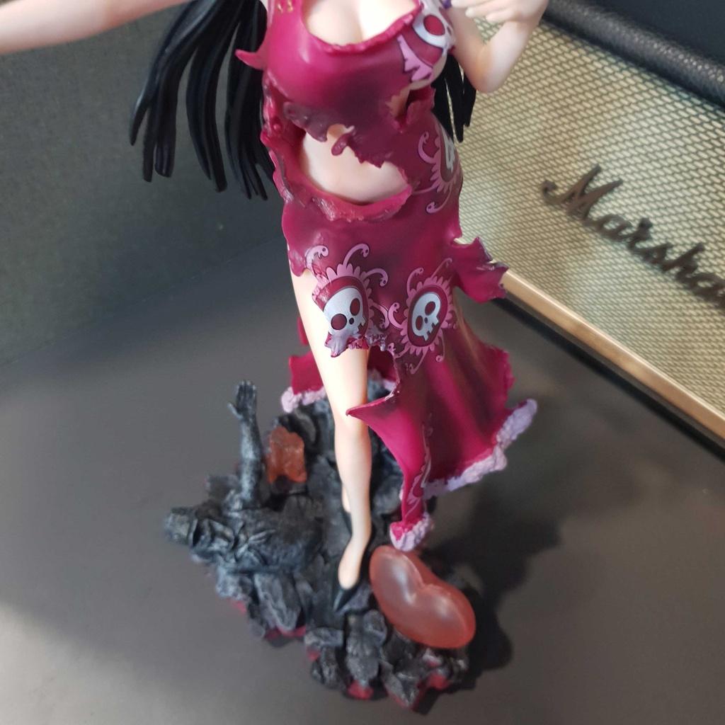Figure / Mô hình Boa Hancock 30 cm có LED - One Piece
