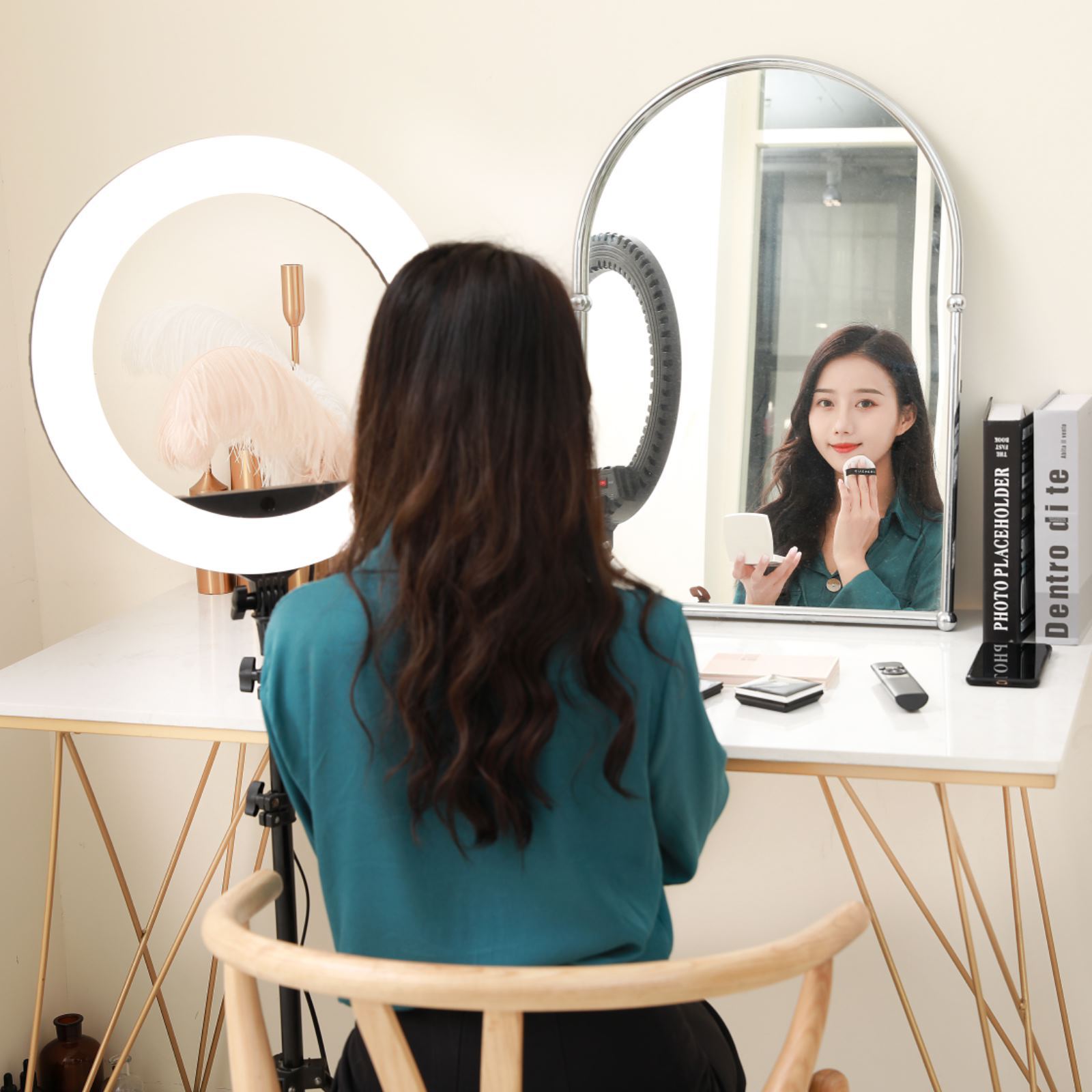 Đèn livestream 45Cm, Đèn Led Trợ Sáng, Chiếu Sáng Studio, Makeup, Quay Phim , Chụp Ảnh, Livetream, Selfie, Xăm nghệ thuật, Kèm Kẹp Điện Thoại Tùy Chỉnh (Bản Đặc Biệt)