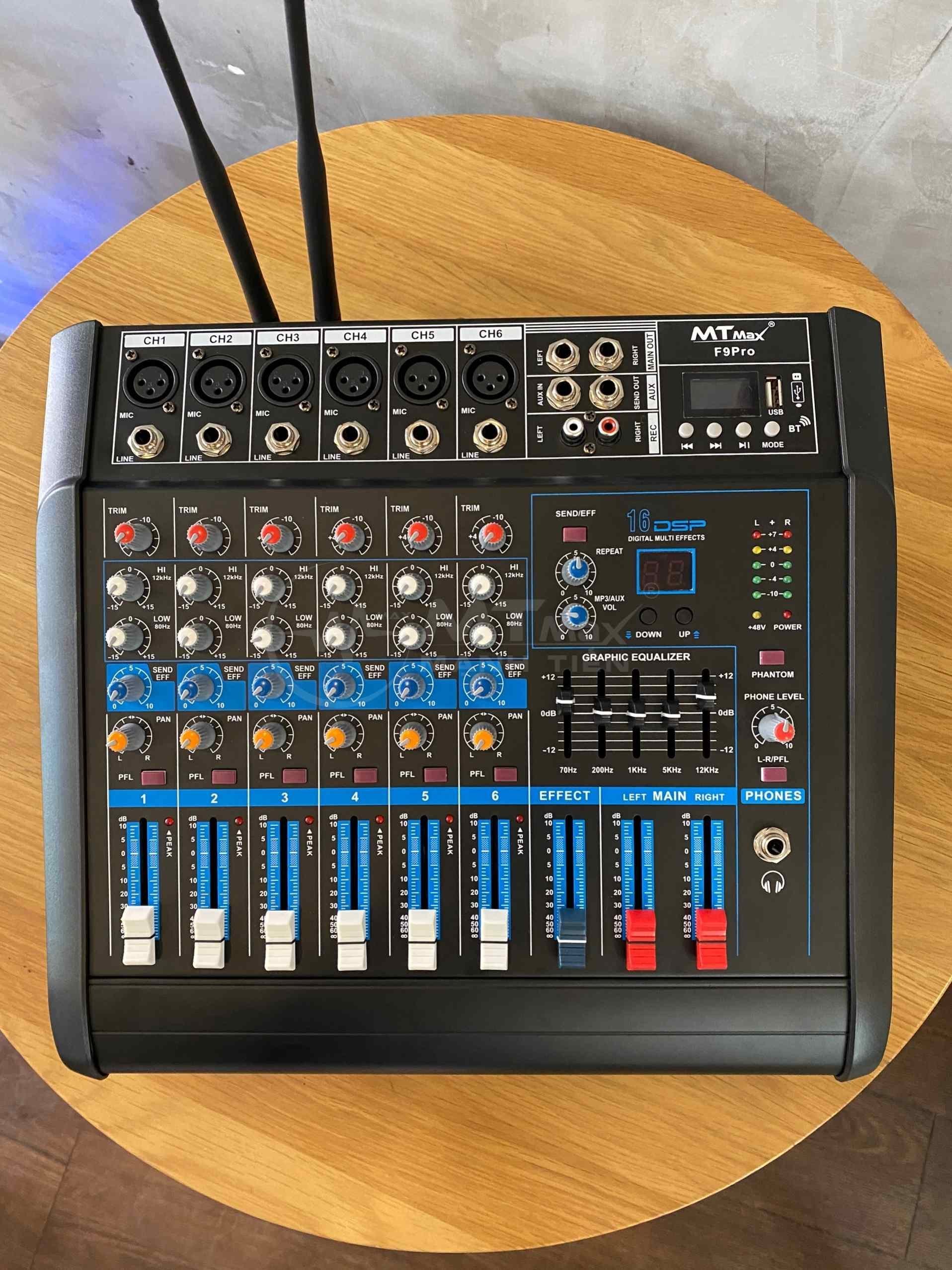 Mixer MTMax F9 Pro liền công xuất chuyên nghiệp tích hợp nhiều chức năng EQ reverb delay echo 16 chế độ kèm 2 micro không dây