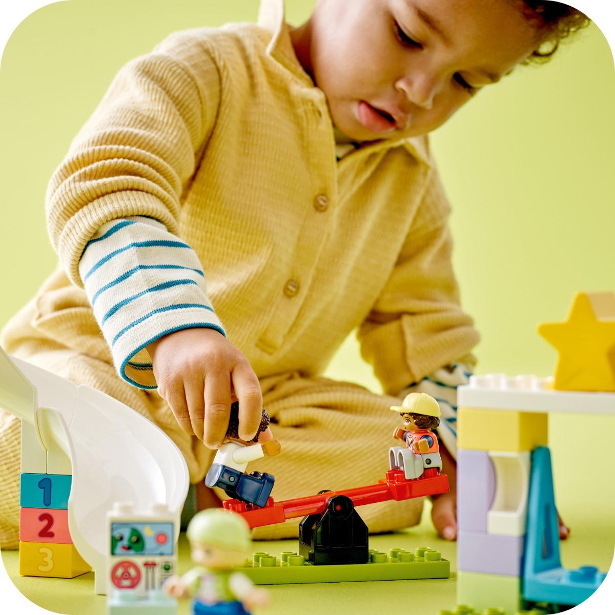 Đồ Chơi Lắp Ráp Khu Vui Chơi Giải Trí Cho Bé LEGO DUPLO 10991