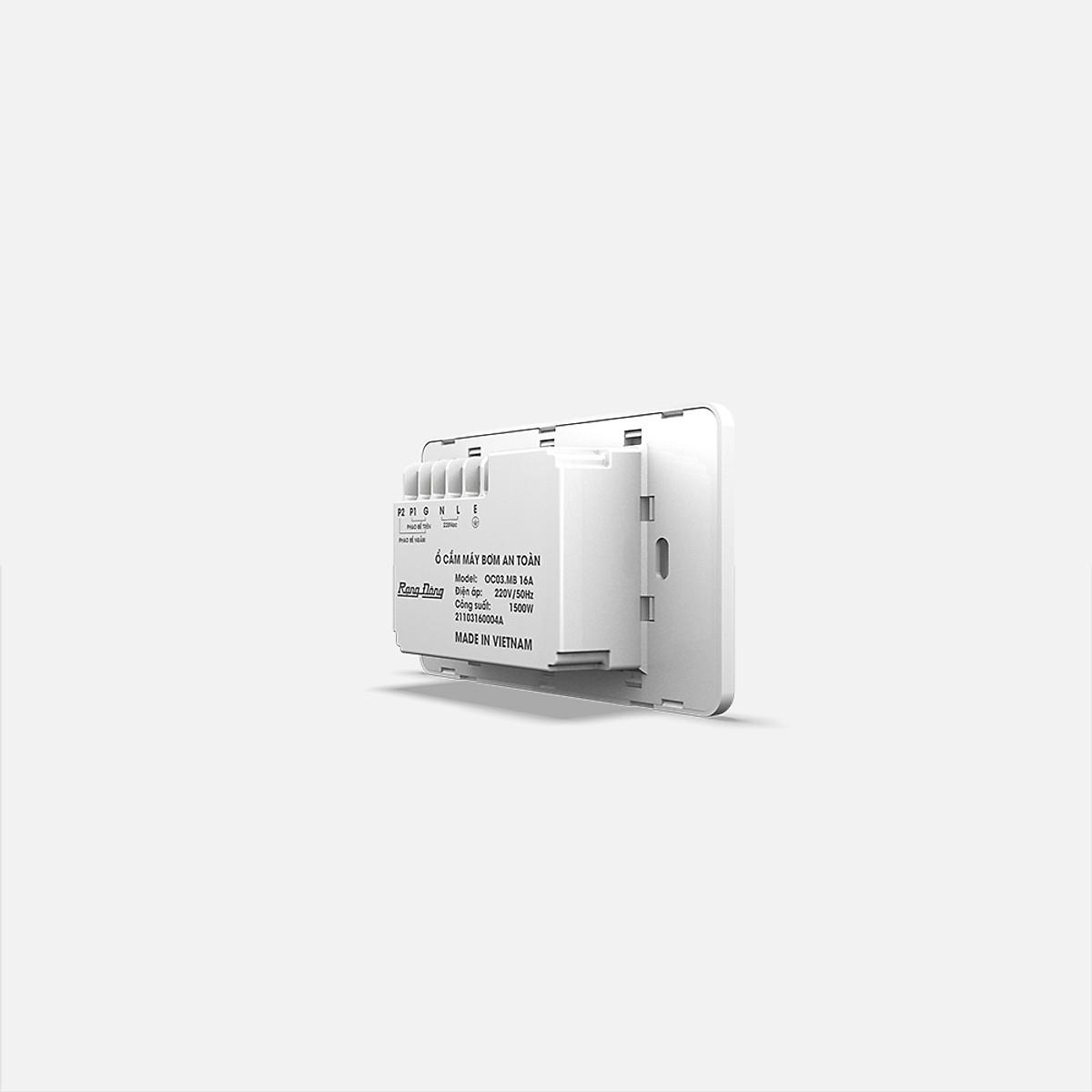 Ổ cắm máy bơm an toàn Rạng Đông Model: OC03.MB 16A