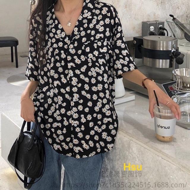 Áo sơmi cổ vec hoa cúc HSO765