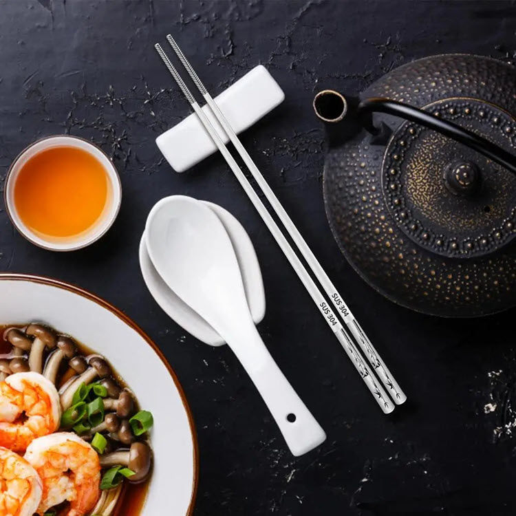 Set 10 đũa ăn Nhật Bản inox 304 mẫu hoa văn đặc ruột