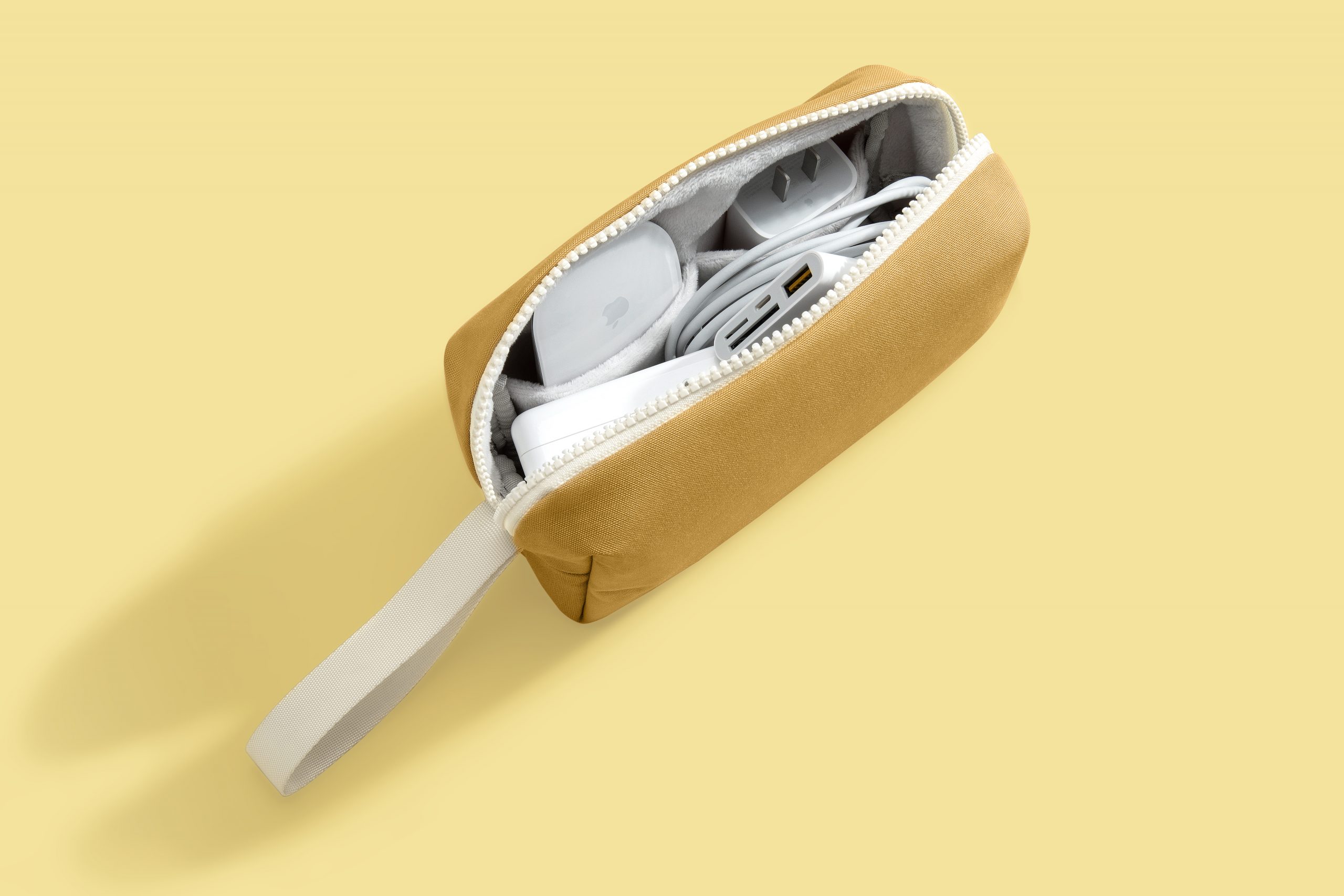 Túi Chống Sốc Tomtoc (USA) For Macbook Air/Pro 13inch Organized Corner Armor + Accessory Pouch A23 - Hàng Chính Hãng