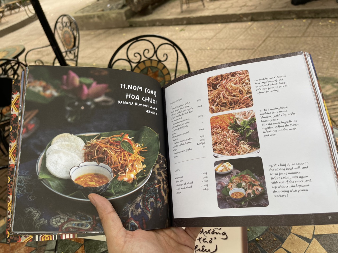 (Sách tiếng Anh, minh họa in màu) EASY TO COOK: 40 Delicious Vietnamese Dishes – Ngoc Tran - Phương Nam Book – bìa mềm