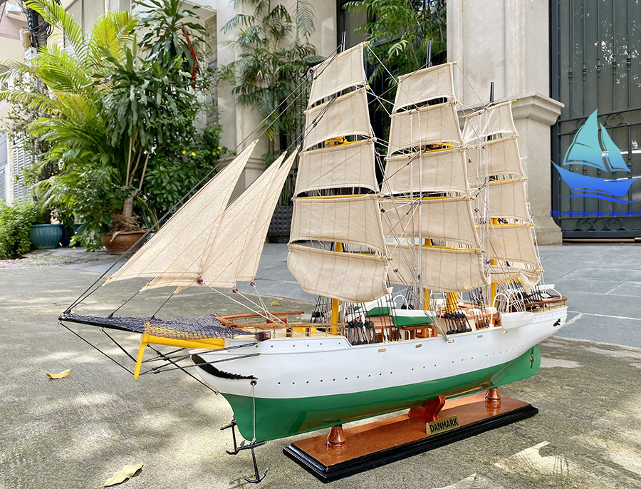 Mô hình thuyền buồm phong thủy Danmark dài 100cm hàng cao cấp lắp ráp sẵn, thuyền gỗ trang trí nhà cửa, quà tặng khai trương công ty