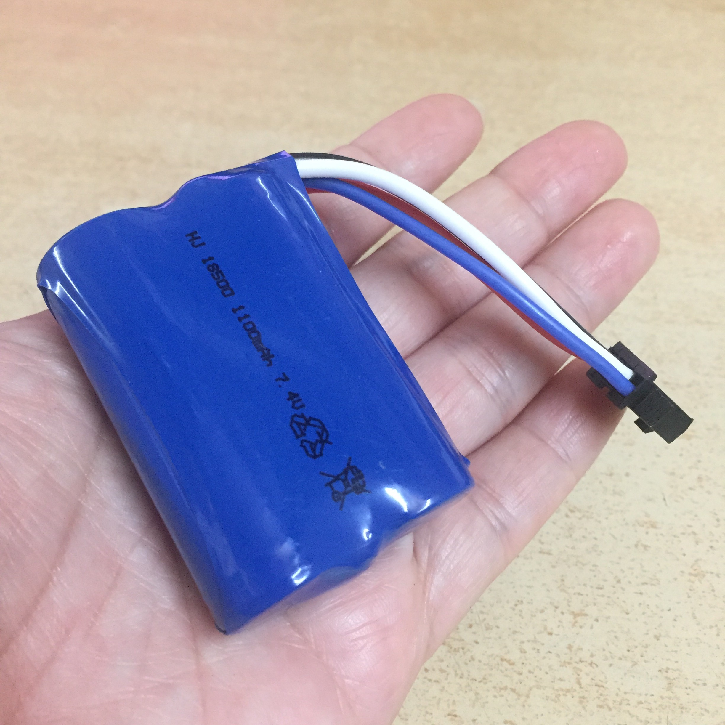 Pin sạc điện áp 7.4V dung lượng 1100mAh chân cắm KET-4P