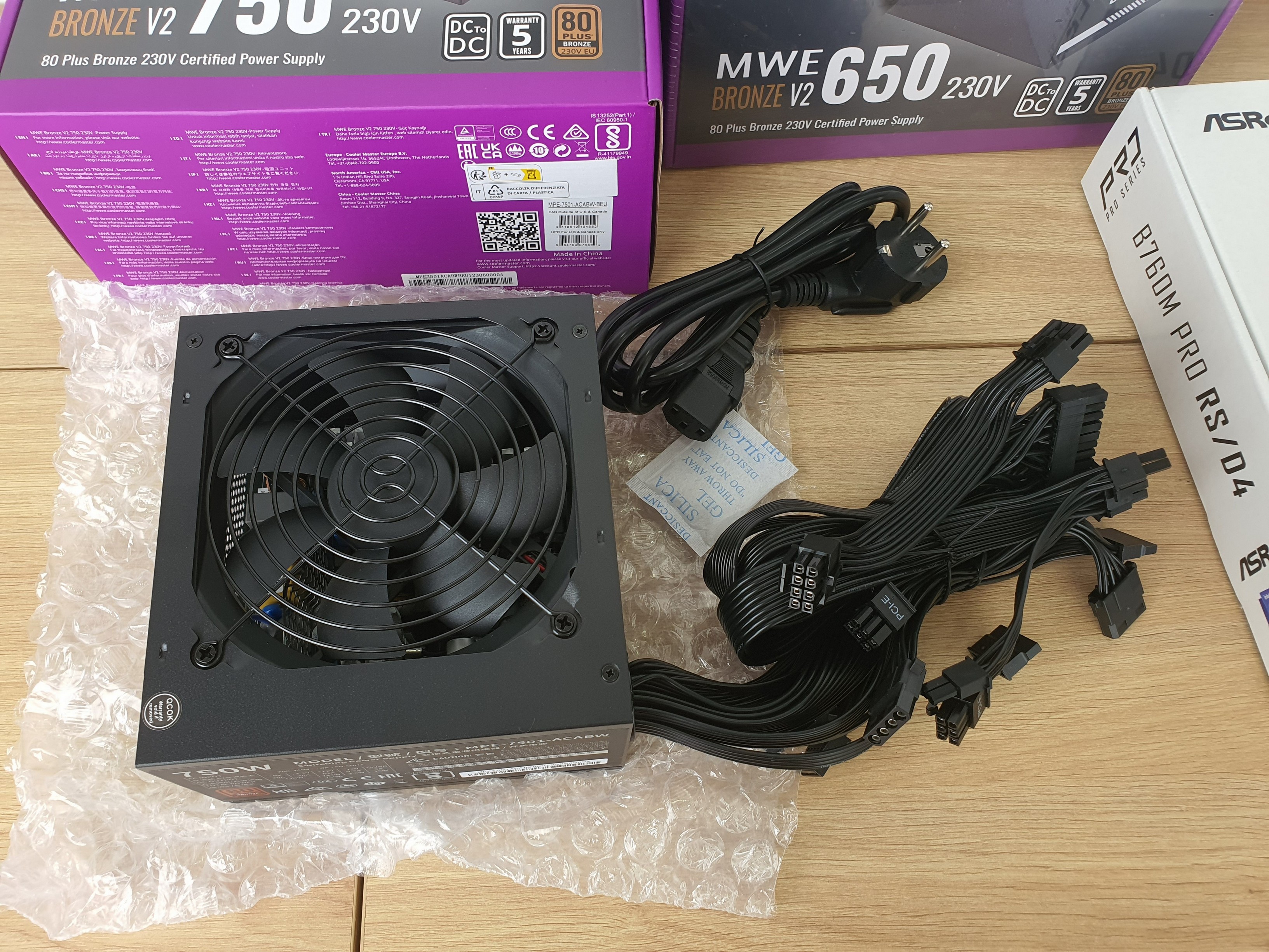 Nguồn Máy Tính Cooler Master MWE 650 BRONZE - V2 - 230V ,( MWE V2 650W ) New , FullVAT, BH 60T- Hàng Chính Hãng