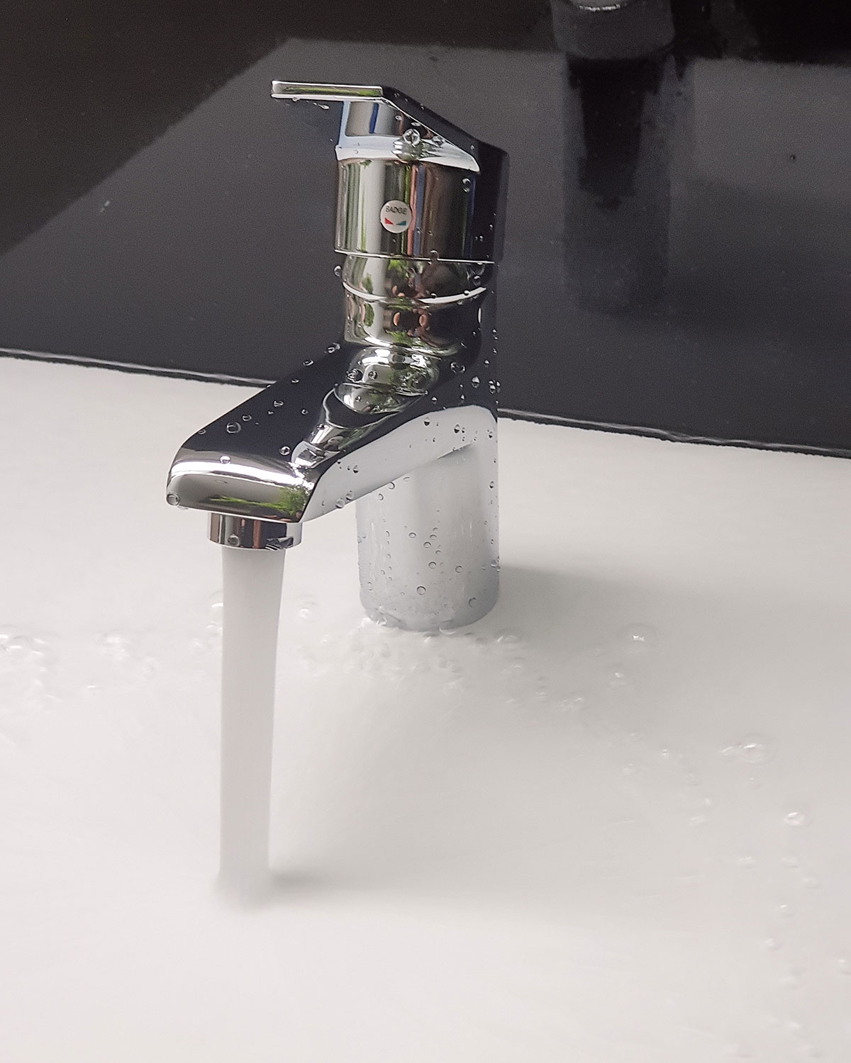 Vòi Lavabo nóng lạnh Đồng mạ Chrome Eurolife EL-AZA02