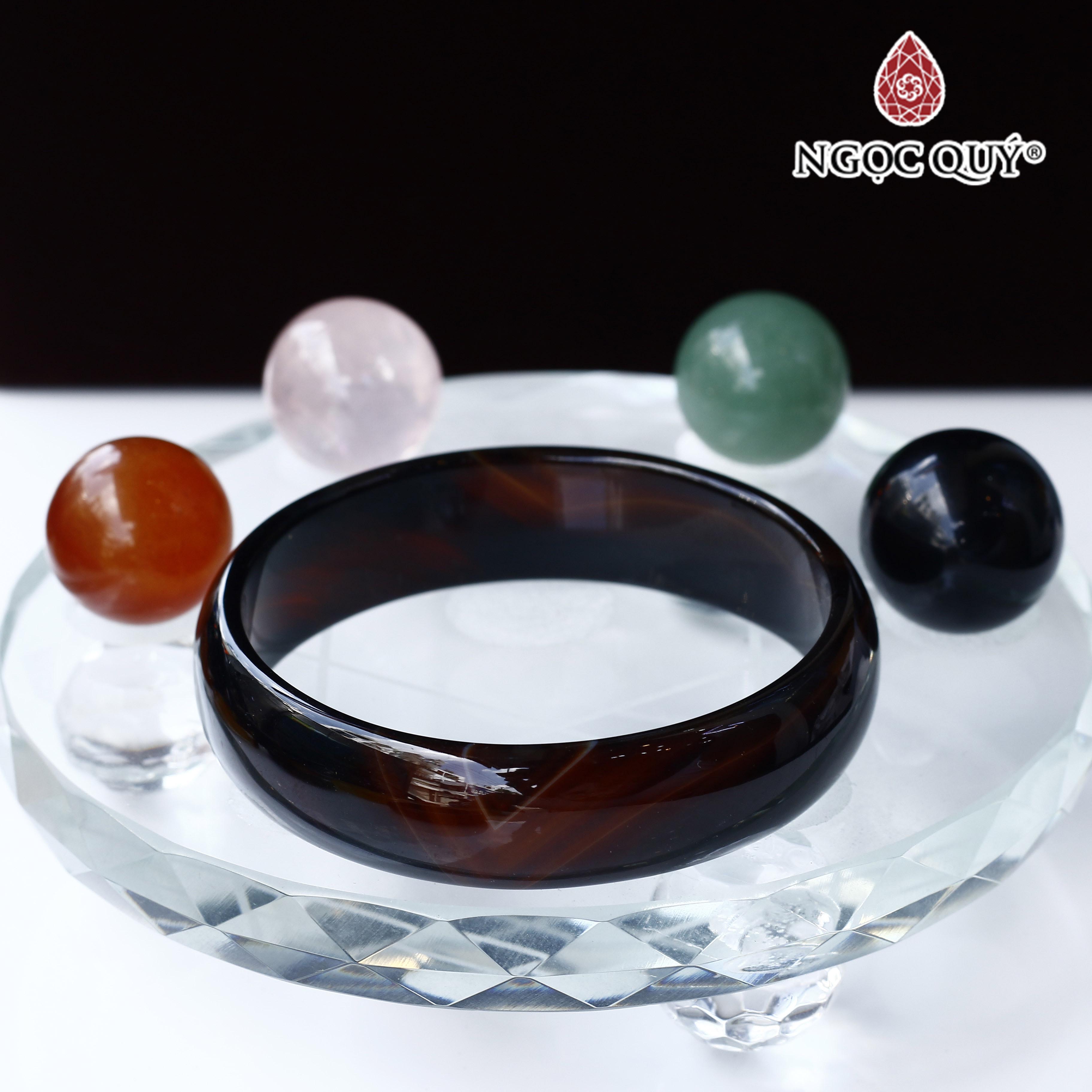 Vòng đá mã não nâu đậm Ni58 - Ngọc Quý Gemstones