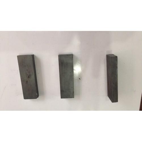 Nam châm Ferite 80x25x10mm