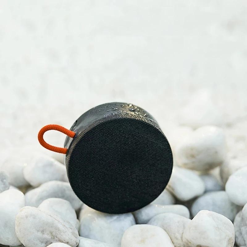 Xiaomi di động Bluetooth 5.0 Loa âm thanh nổi âm nhạc không dây mini loa ngoài trời IP67 Dustproof Waterproof Bulit-in 2000mah Màu