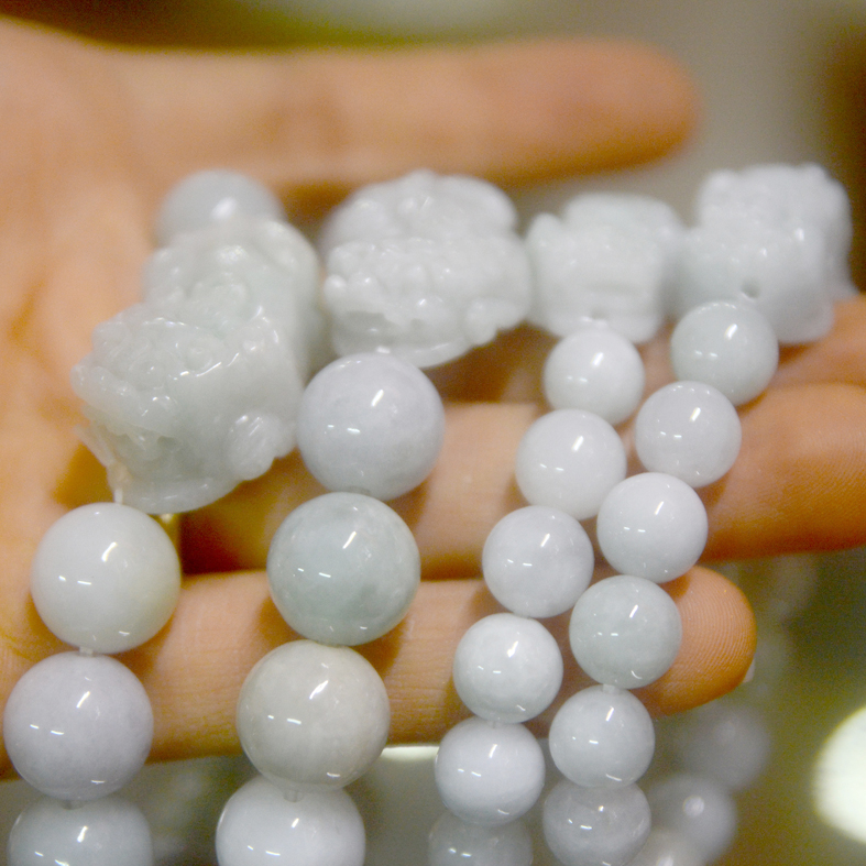 Vòng tay chuỗi đá mã não trắng tỳ hưu