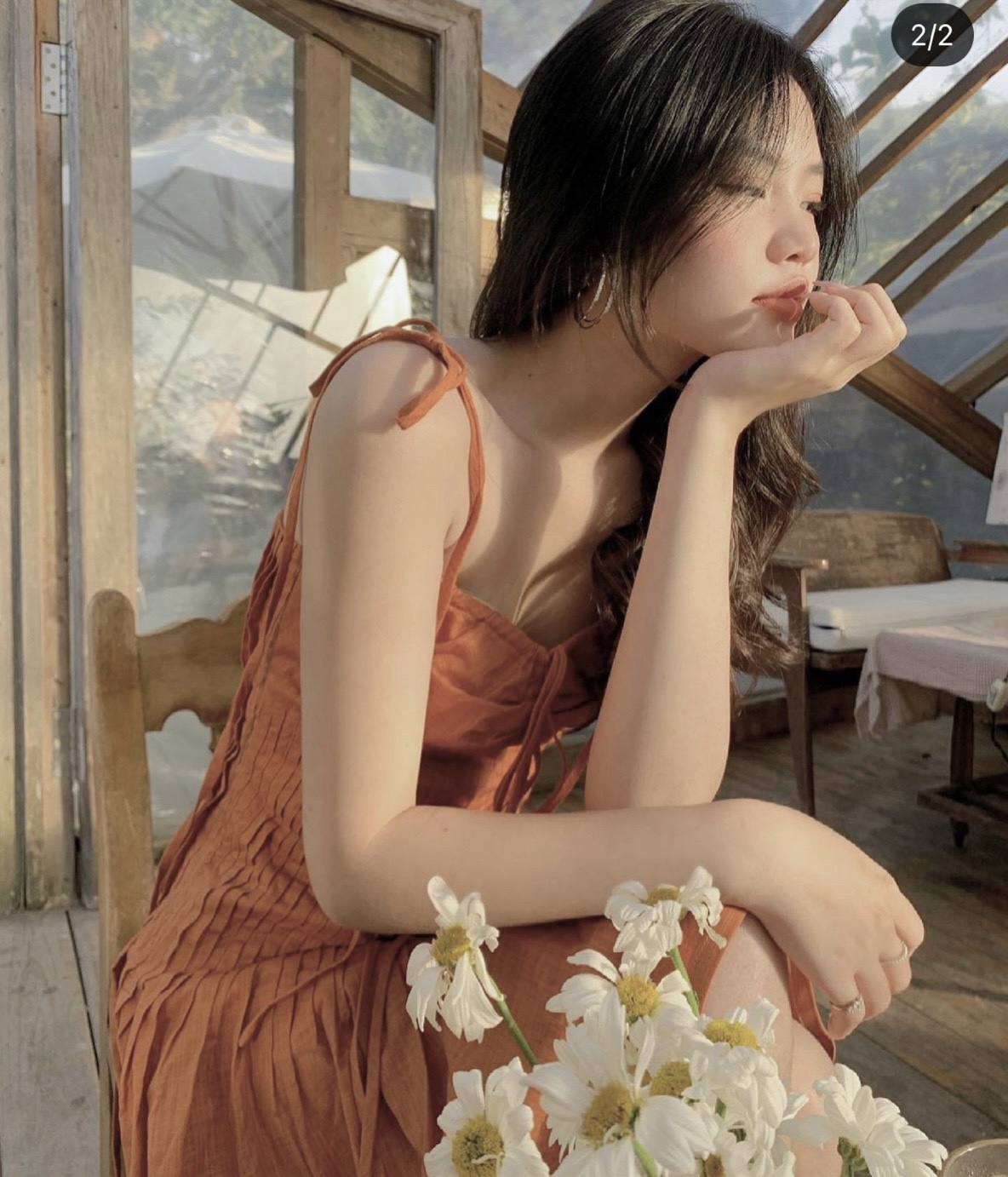 ĐẦM 2DÂY CỘT VAI THẮT NƠ NGỰC XẾP LY EO