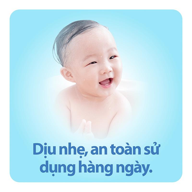 Bộ 2 chai Sữa Tắm Gội Trẻ Em Lactacyd Baby Gentle Care Bảo Vệ Dịu Nhẹ Cho Làn Da Nhạy Cảm 500ml/chai