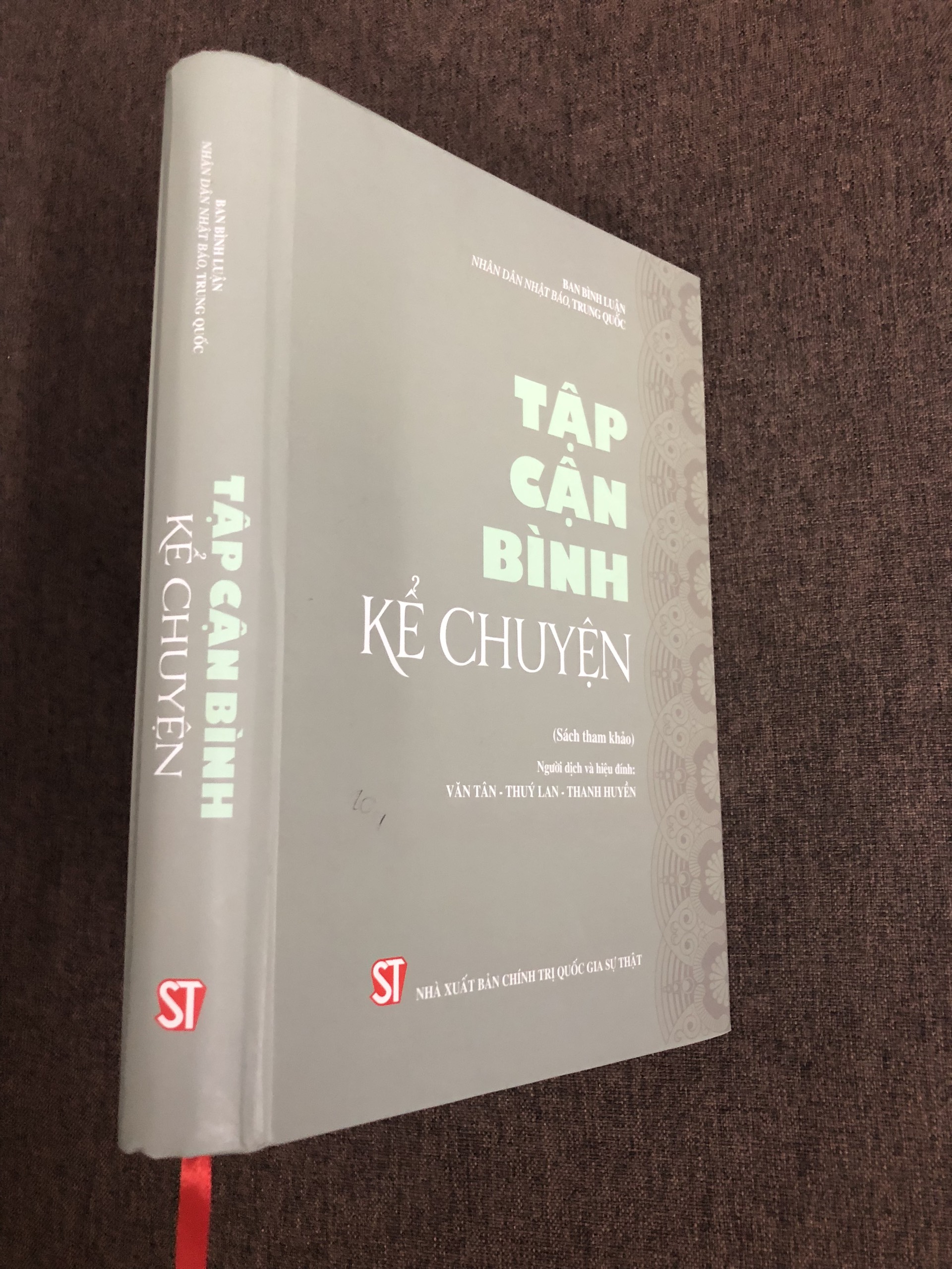 TẬP CẬN BÌNH KỂ CHUYỆN - SÁCH THAM KHẢO