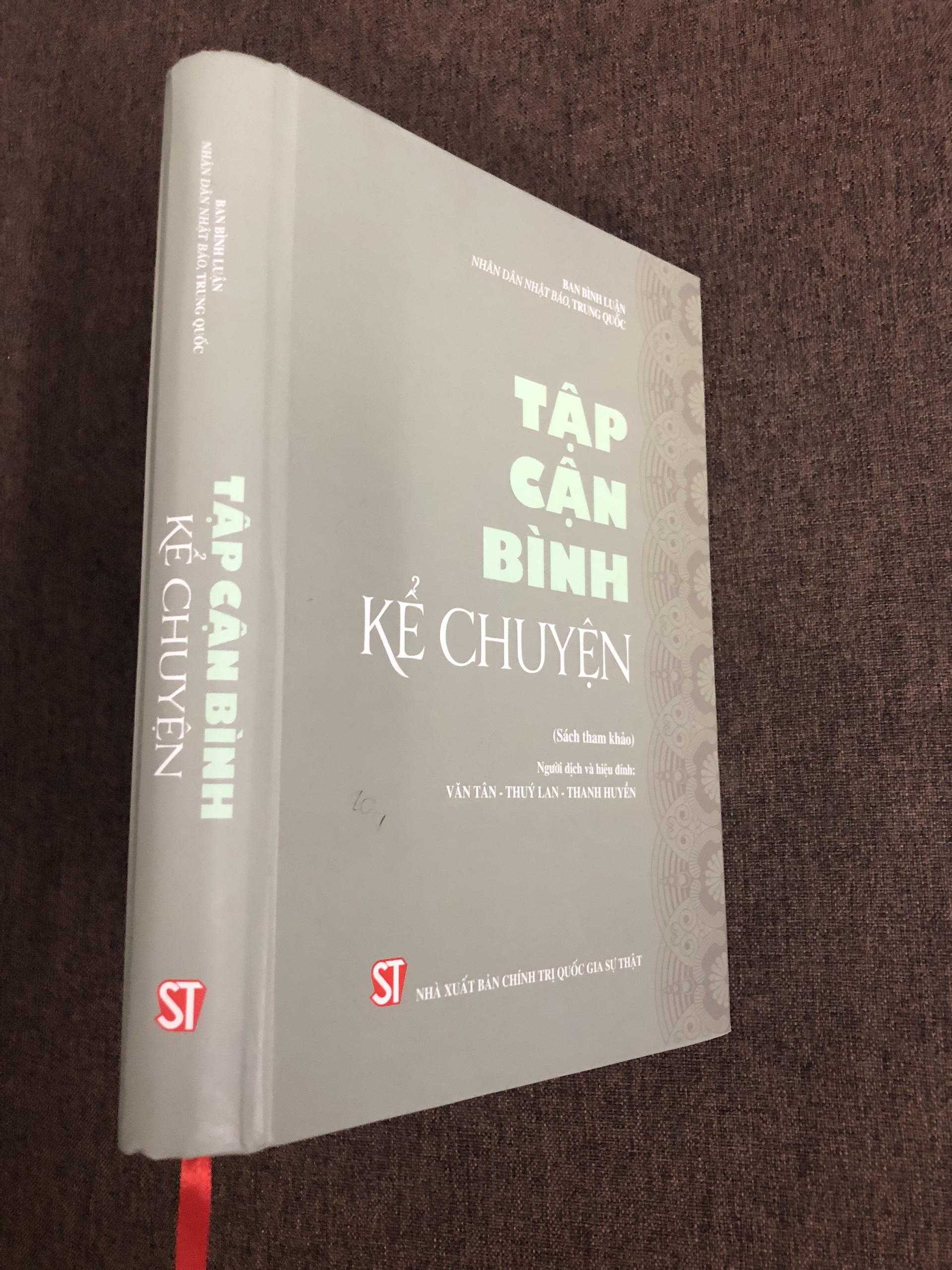 [BÌA CỨNG] TẬP CẬN BÌNH KỂ CHUYỆN - SÁCH THAM KHẢO