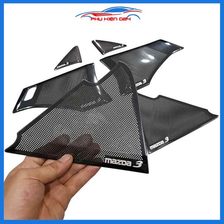Bộ ốp màng loa vân Titan cho xe Mazda 3 2020-2021-2022 chống xước trang trí nội thất ô tô