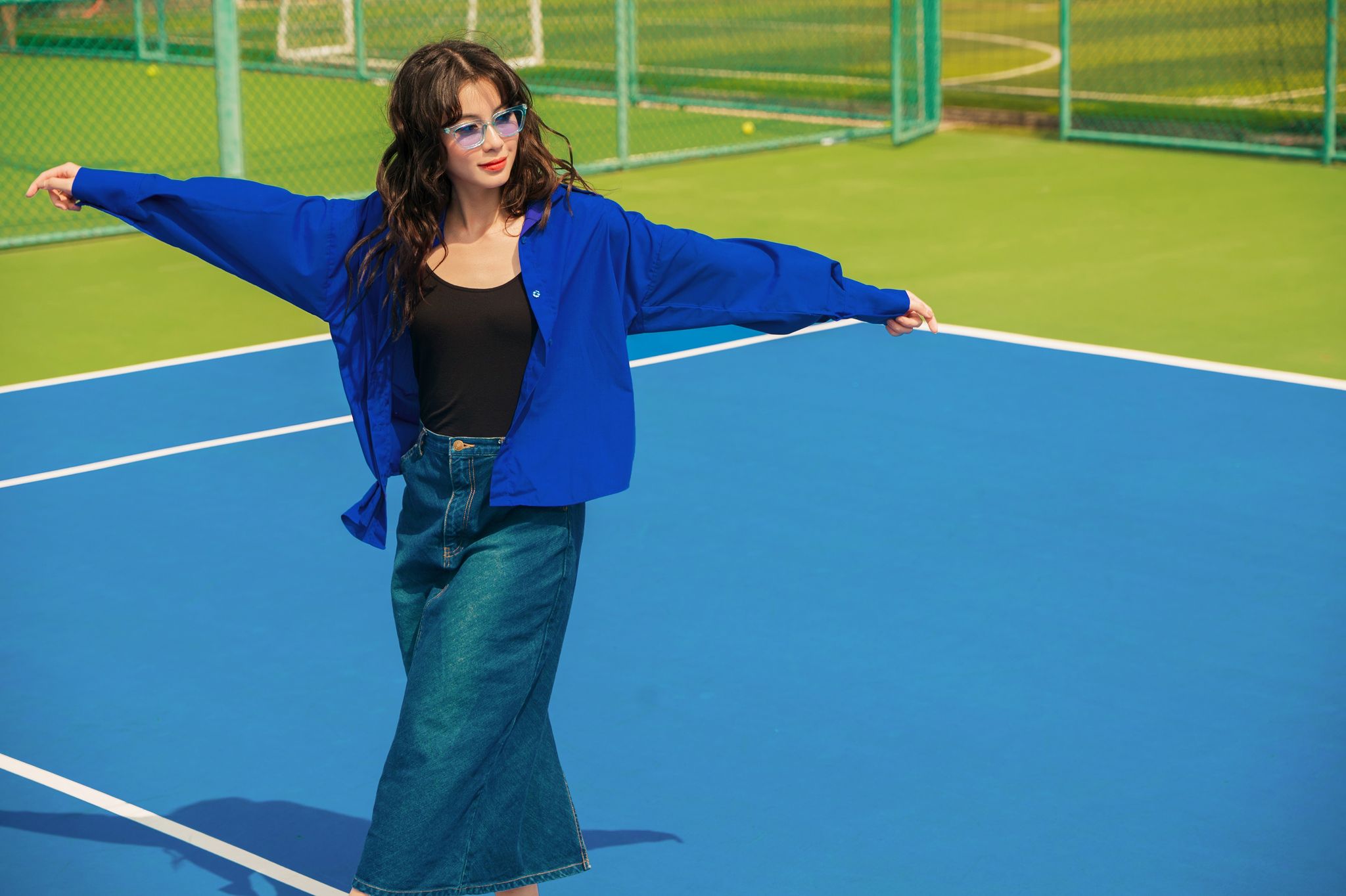 OLV - Áo Long Sleeve Shirt in Blue