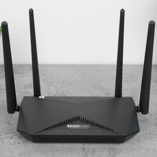 Bộ Phát Sóng Wifi Router Chuẩn AC1200 Băng Tần Kép Totolink A3002RU V2 Đen - Hàng chính hãng