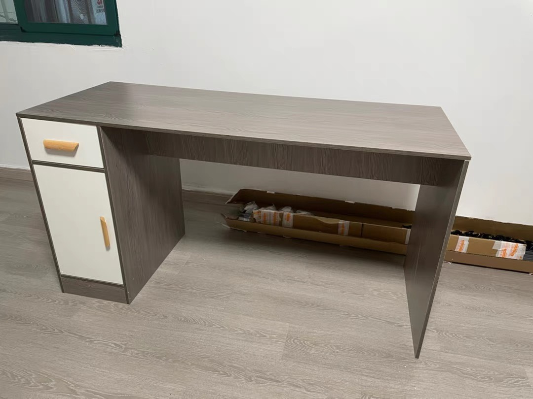 Bàn học bàn làm việc có ngăn kéo và hộc tủ gỗ MDF nhập khẩu chống ẩm cao cấp