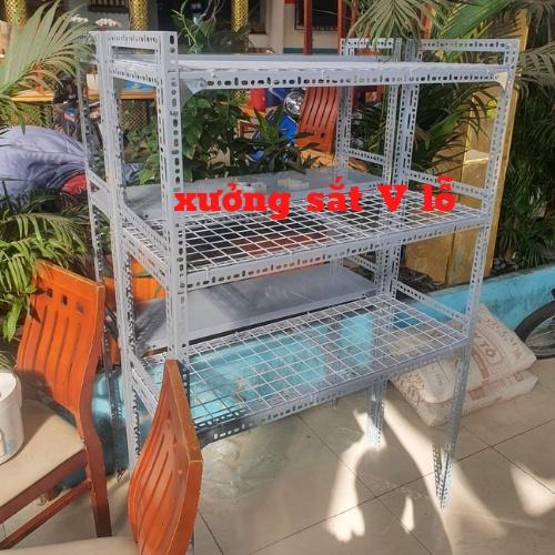 kệ trồng rau v lỗ ( sắt V3x3cm),khung kệ trồng rau,kệ trồng rau sạch,khung kệ đa năng,kệ sắt v lô trồng rau