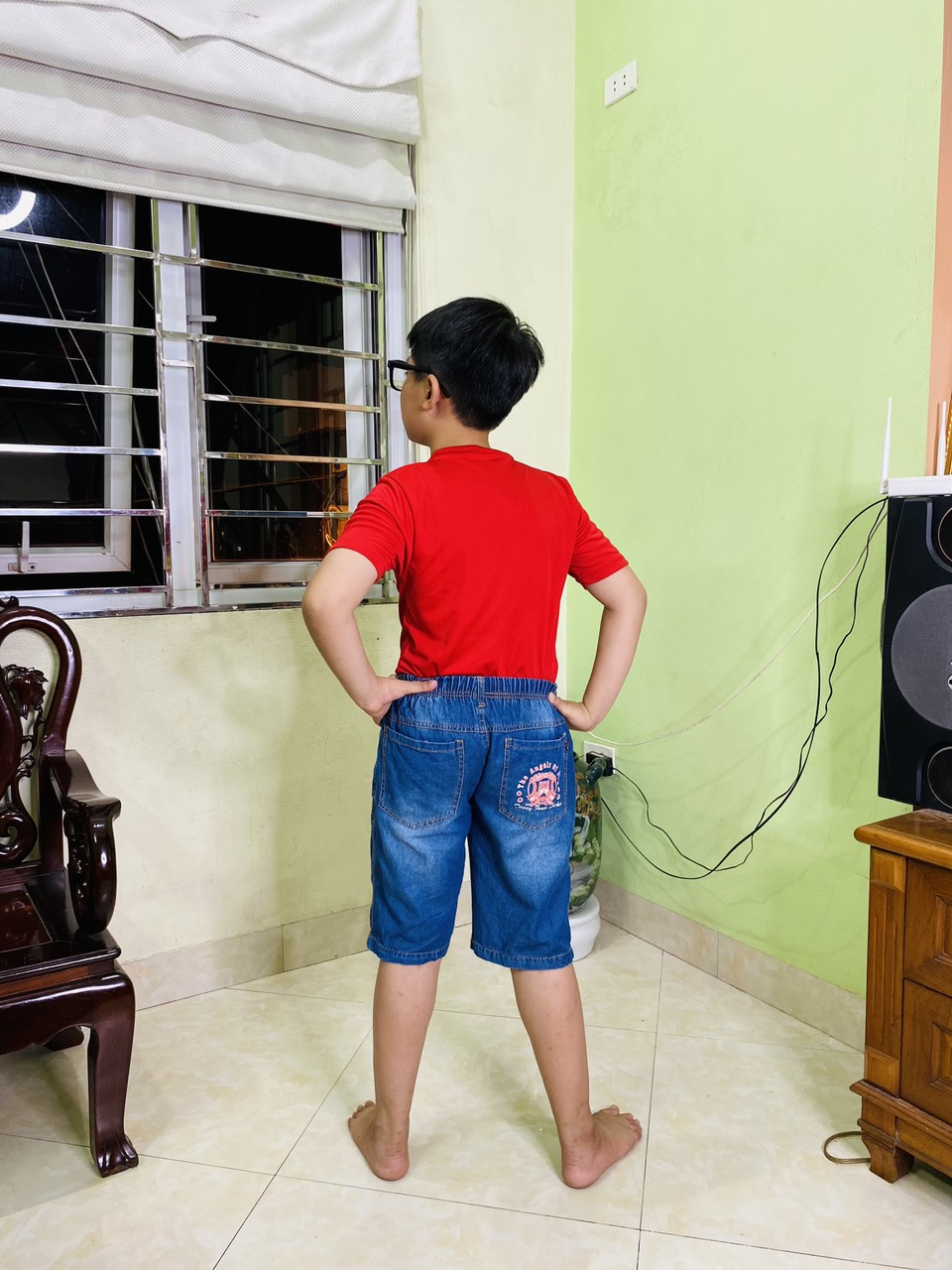 Áo Thun Cờ Đỏ Sao Vàng Việt Nam Cao Cấp - Size Trẻ Em và Người Lớn