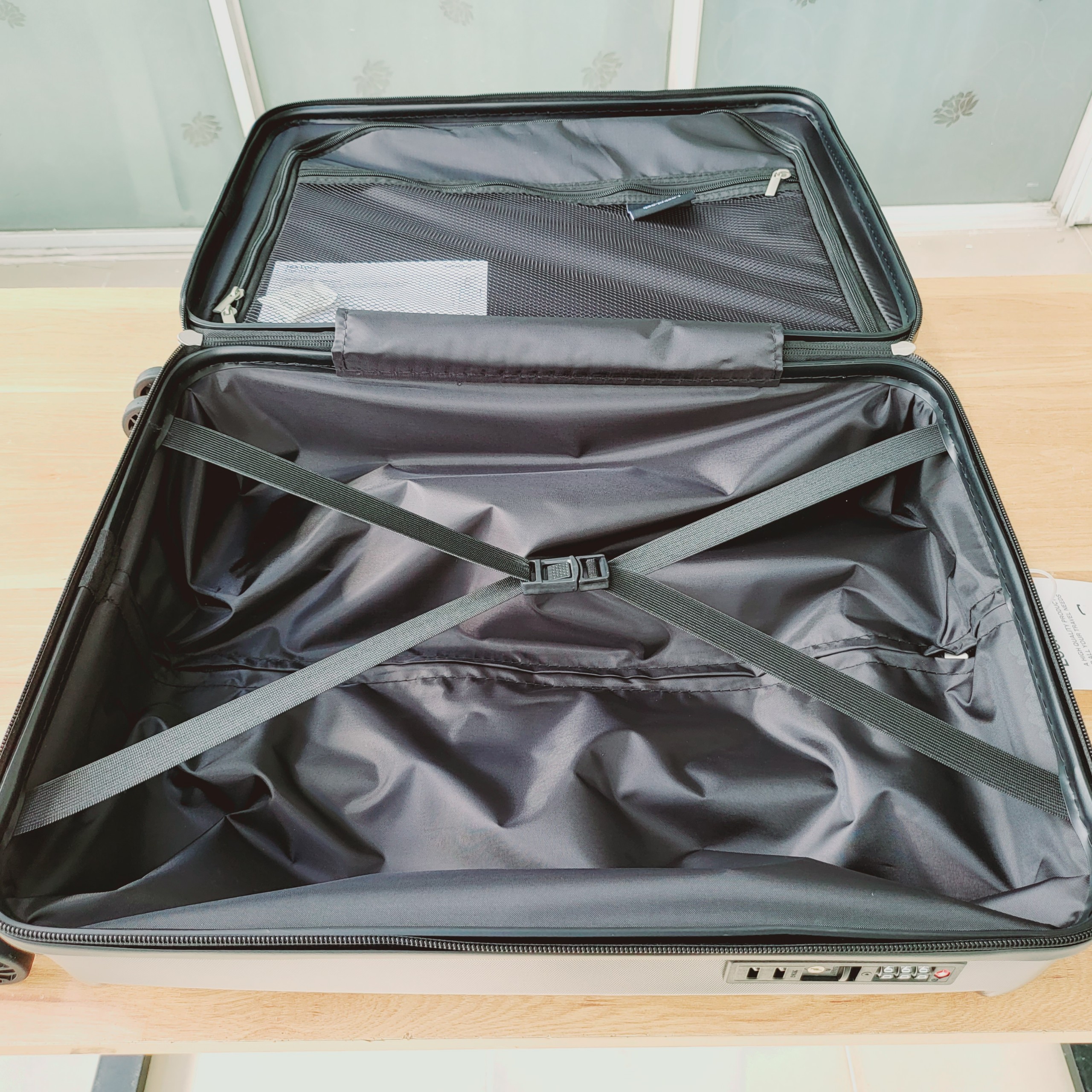 Vali du lịch LocknLock 24 inch LTZ620 khoá ABS - Hàng chính hãng