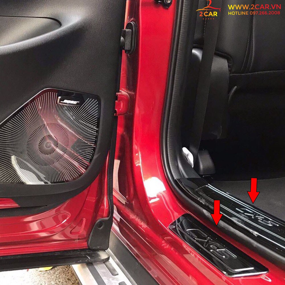Ốp bậc cửa, Nẹp bước chân CARBON Xe Mazda CX5, CX-5 2018 2019 2020 2021 2022 Vân cacbon cao cấp