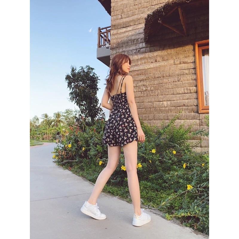 Jum short hoa đen