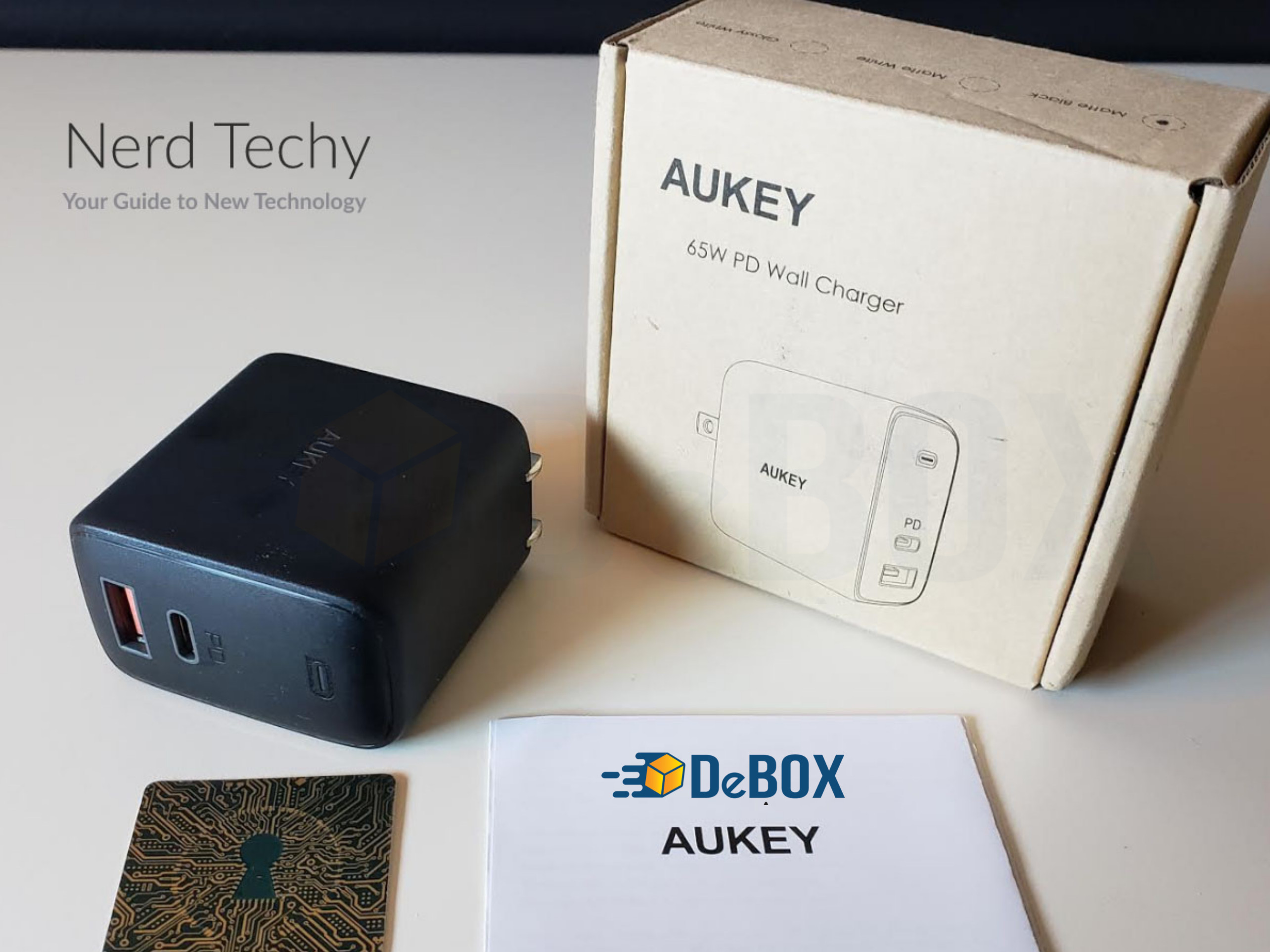 Củ Sạc Siêu Nhanh GAN AUKEY PA-B3 65W Sạc Mac 65W, PD 20W Cho iP 13 12 Pro 11 Pro XS - Hàng Chính Hãng