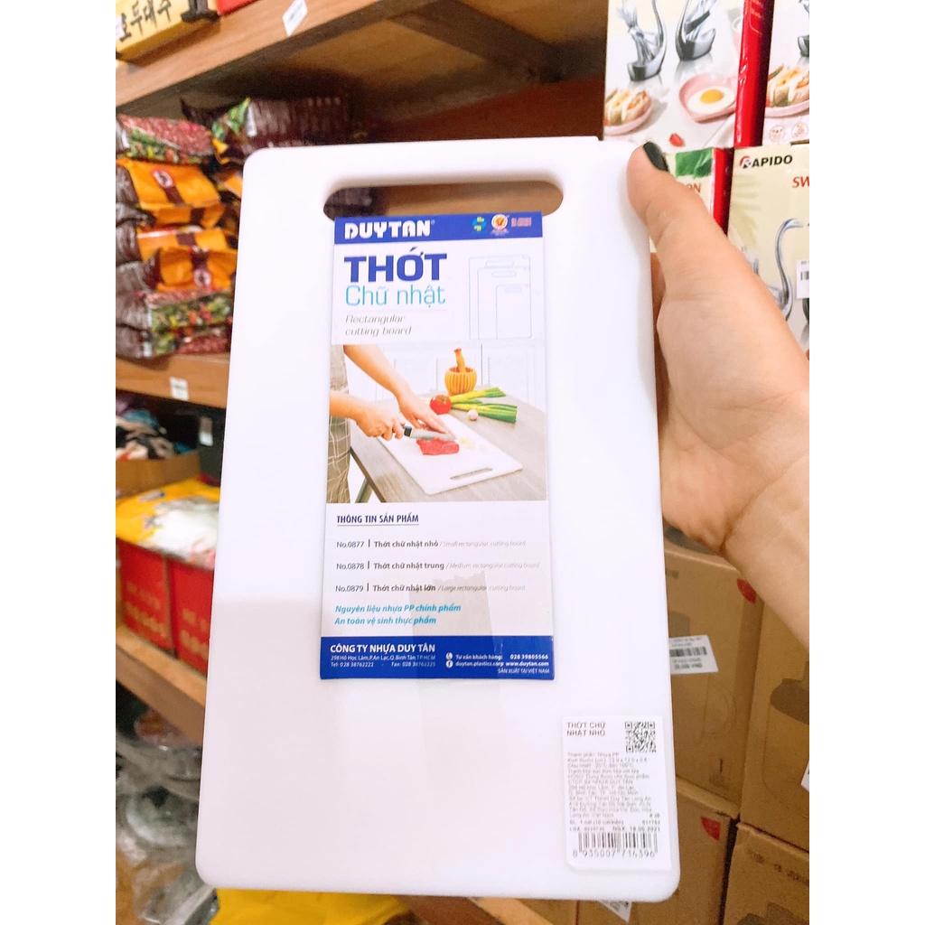 Thớt nhựa thuận thành dùng cho nhà hàng quán ăn màu trắng cỡ đại