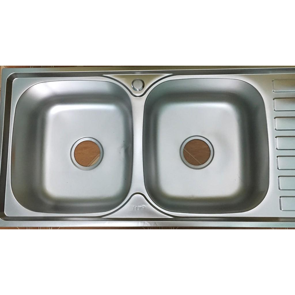 COMBO CHẬU RỬA CHEN 2 HỘC ,1 CÁNH +VÒI INOX 304+DÂY CÂP NƯỚC NHỰA
