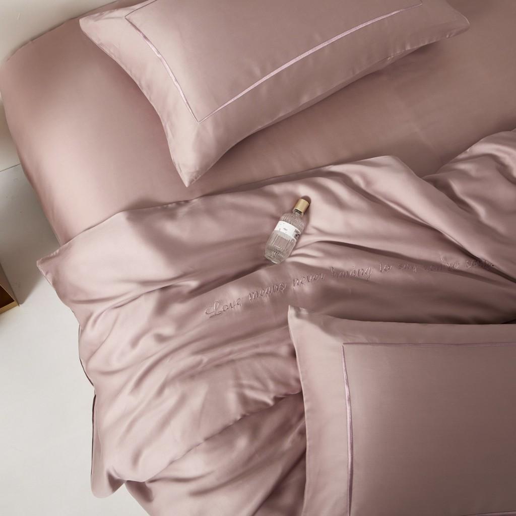 Bộ chăn ga gối cao cấp 100%Tencel 100s, Hồng thêu phối đẳng cấp, chất liệu siêu mềm mát mịn