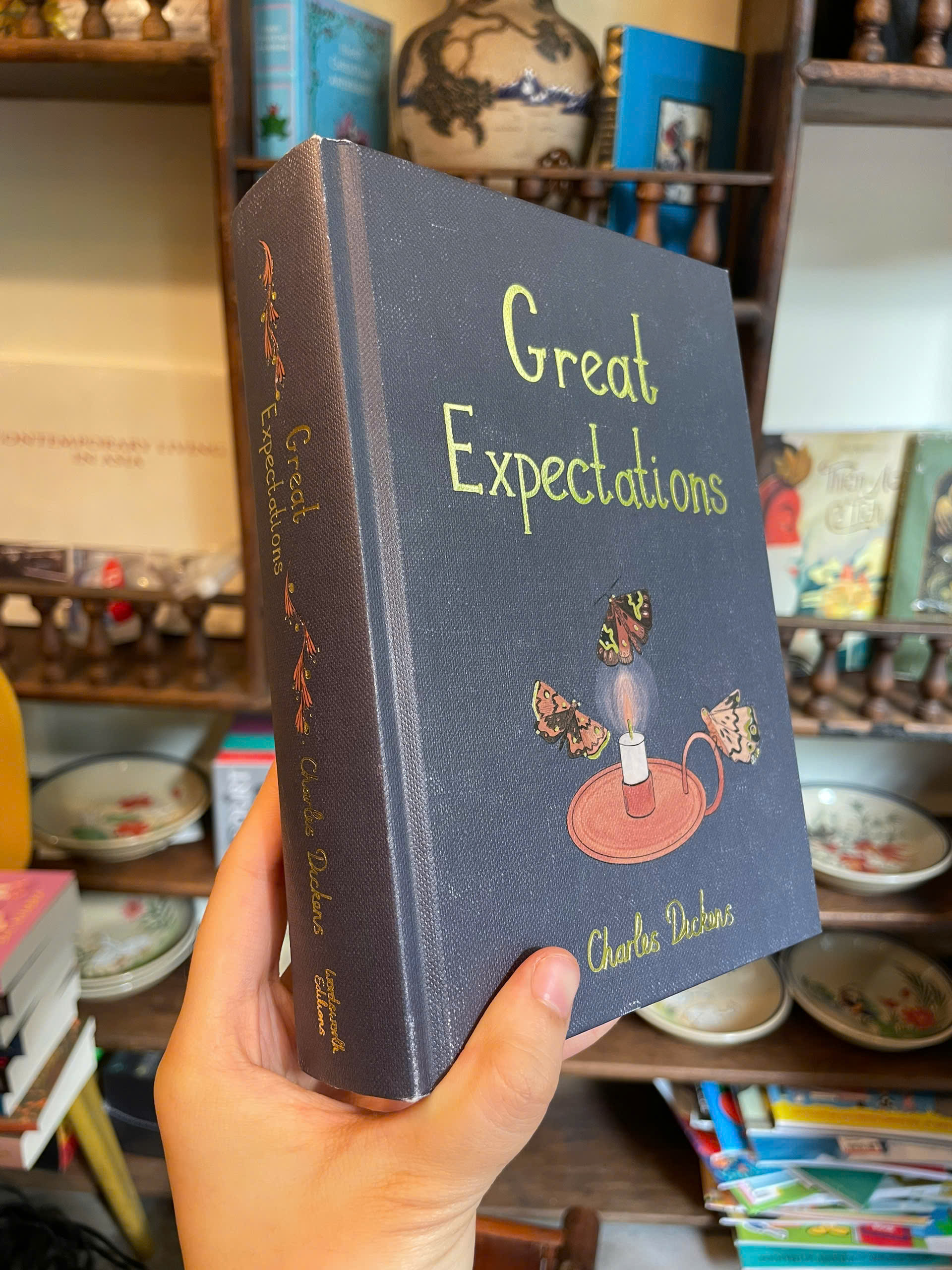 Sách - Great Expectations by Charles Dickens | Classics Bildungsroman / Ngoại văn Nhập khẩu Bìa cứng