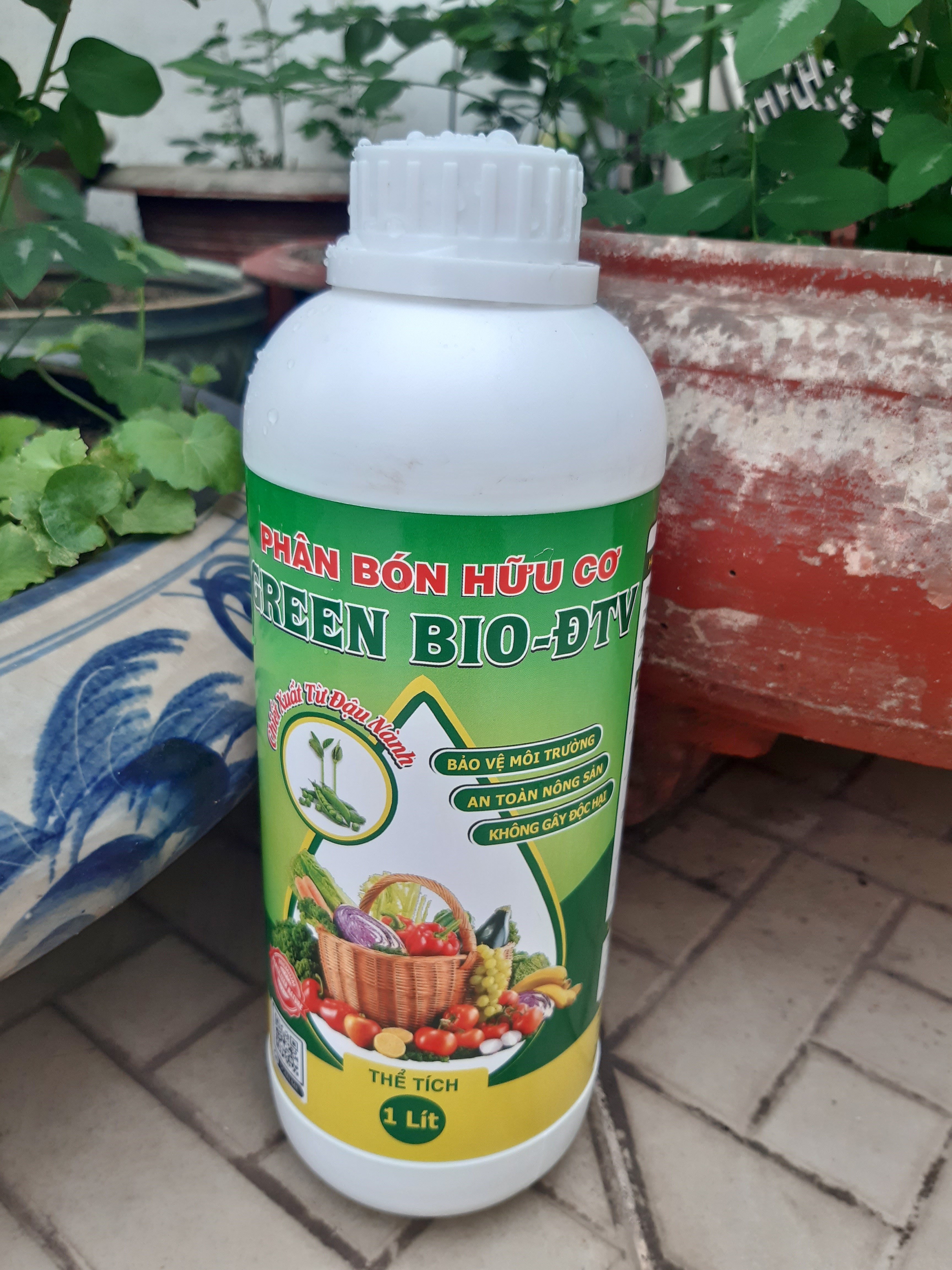 1L Phân Hữu Cơ Vi Sinh pha ra 300L Bón Rau, Hoa Cảnh & Cây Ăn Trái