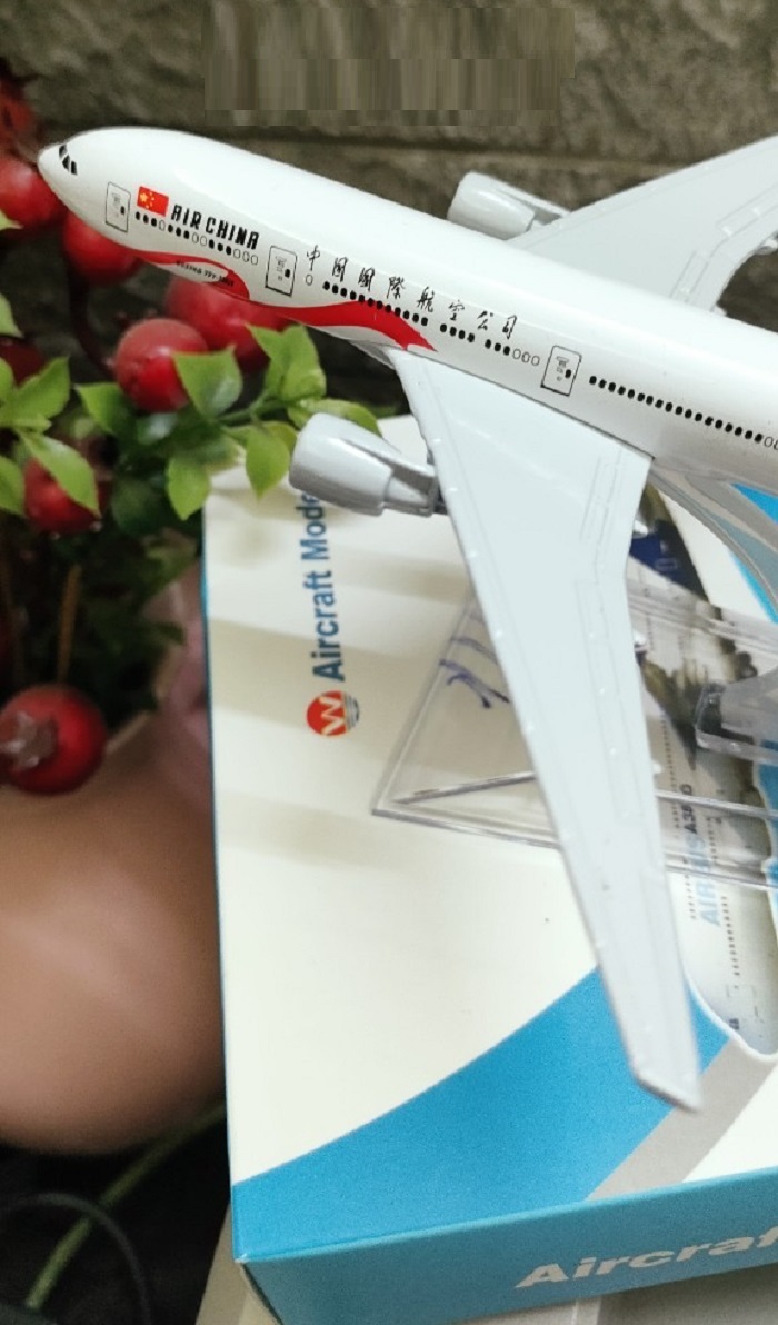 Mô hình máy bay tĩnh B777 Air China 16cm