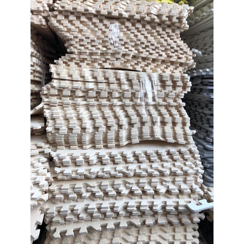 Thảm trắng 60*60 có rìa bao đầy đủ