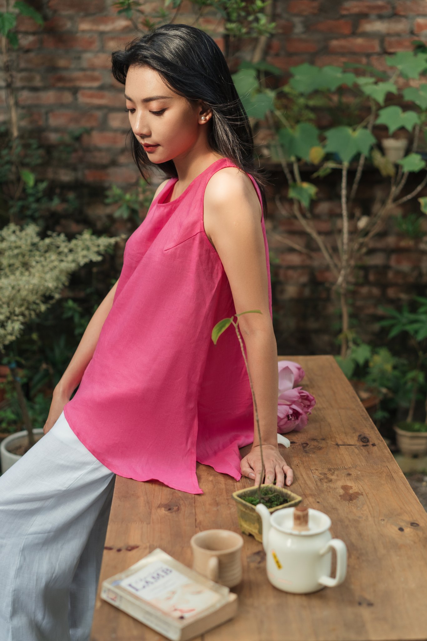 Áo linen vạt lệch hồng sen