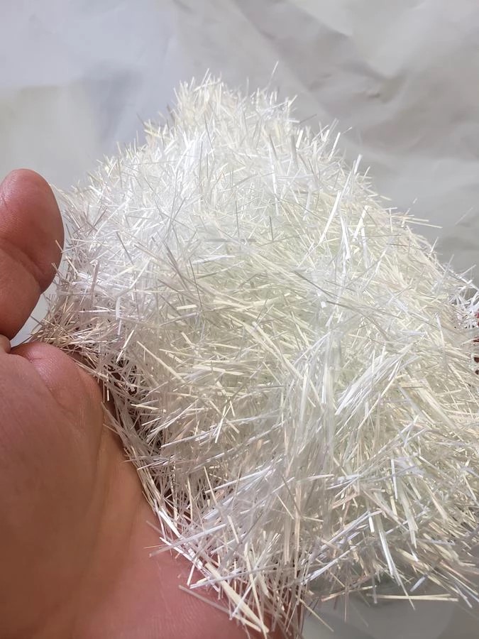 Sợi thủy tinh cắt nhỏ ứng dụng trong bê tông cốt sợi thủy tinh,sản xuất composite,phào chỉ composite,chậu composite cốt sợi thủy tinh.Chống Thấm Vmix
